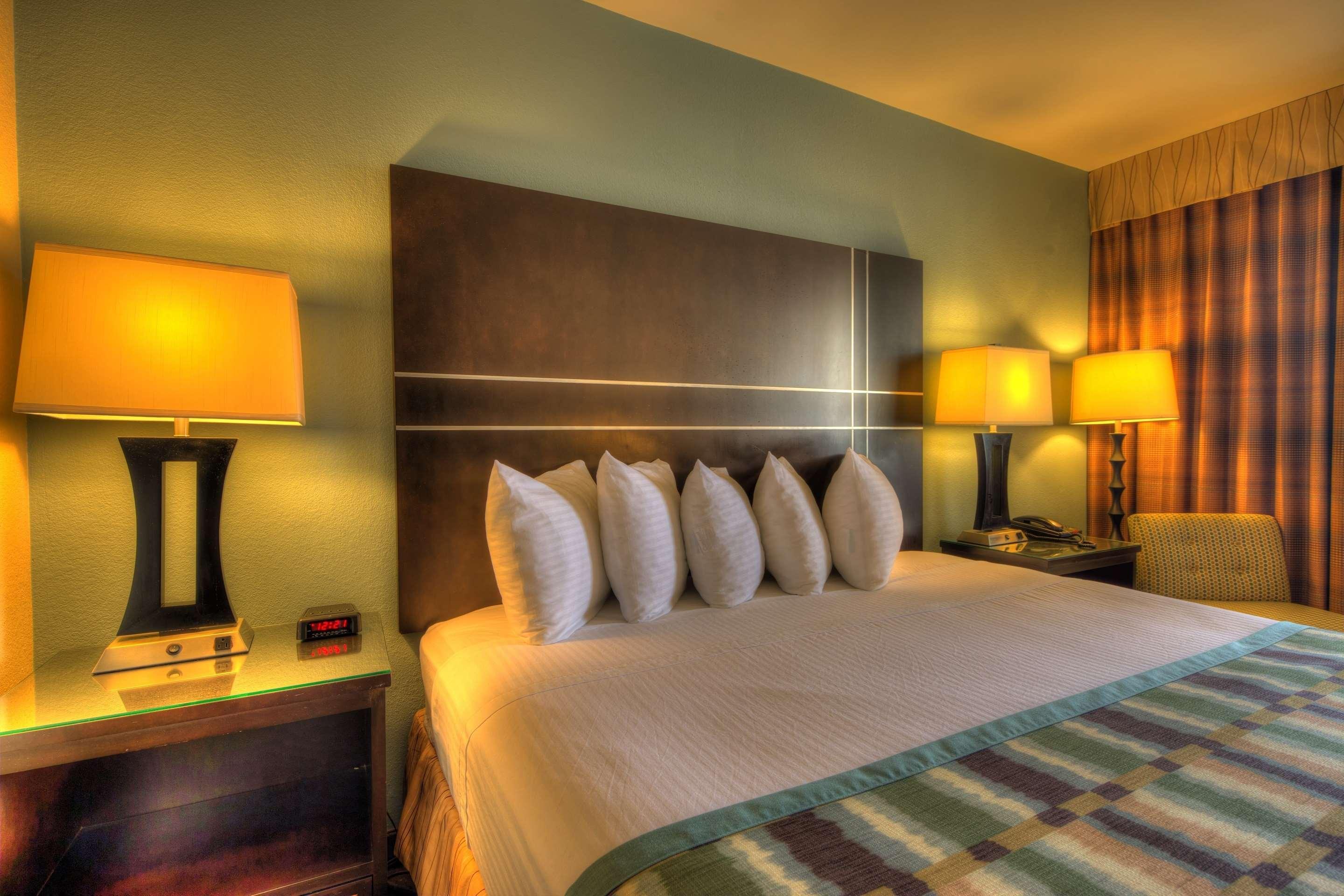 Best Western Newport Inn Exteriör bild